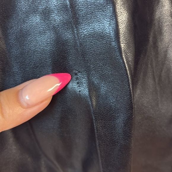 Aritzia Wilfred Free Black faux leather leggings size S - Picture 4 of 4